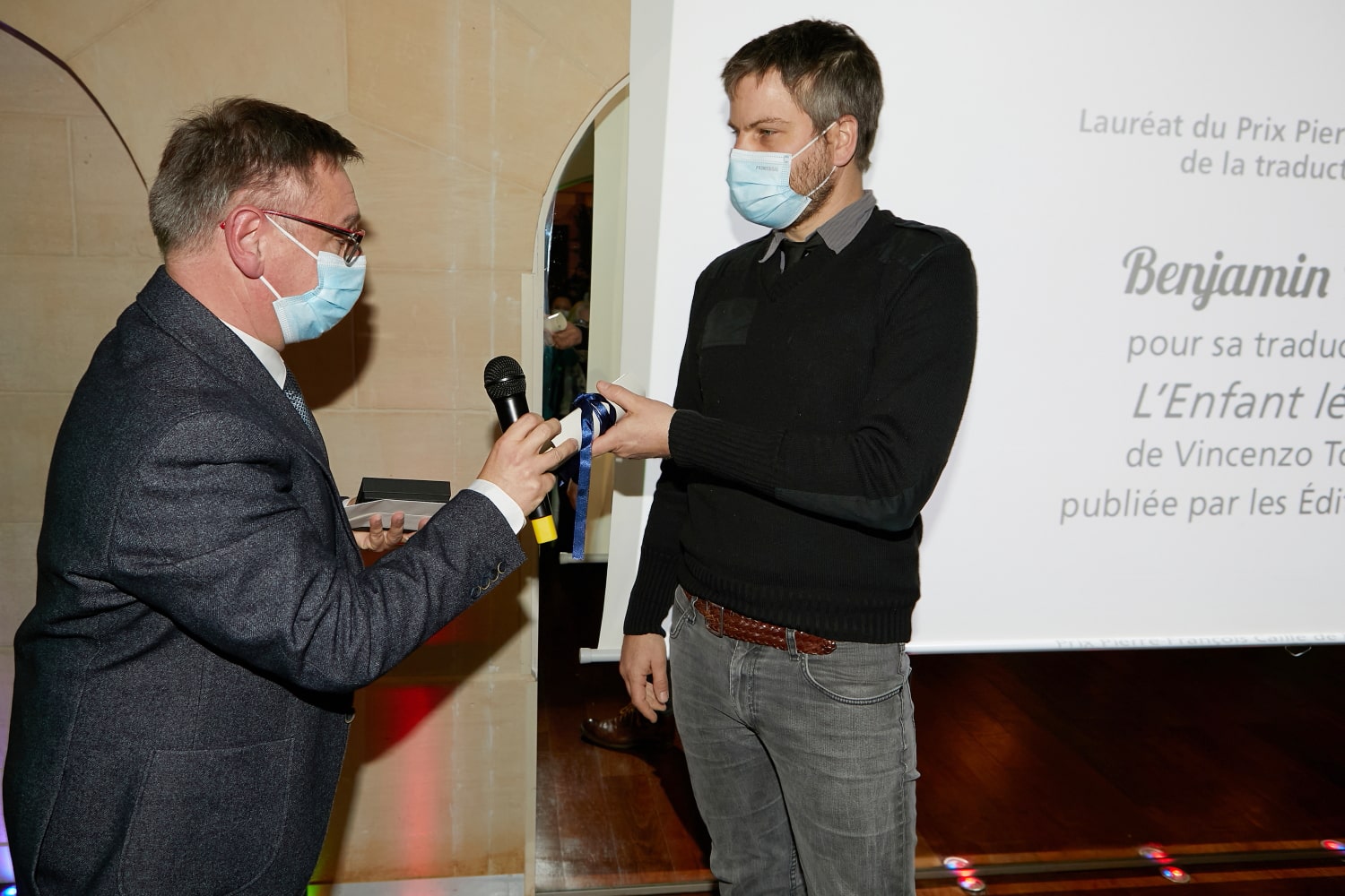 Remise du prix Pierre Caillé à Benjamin Pécoud